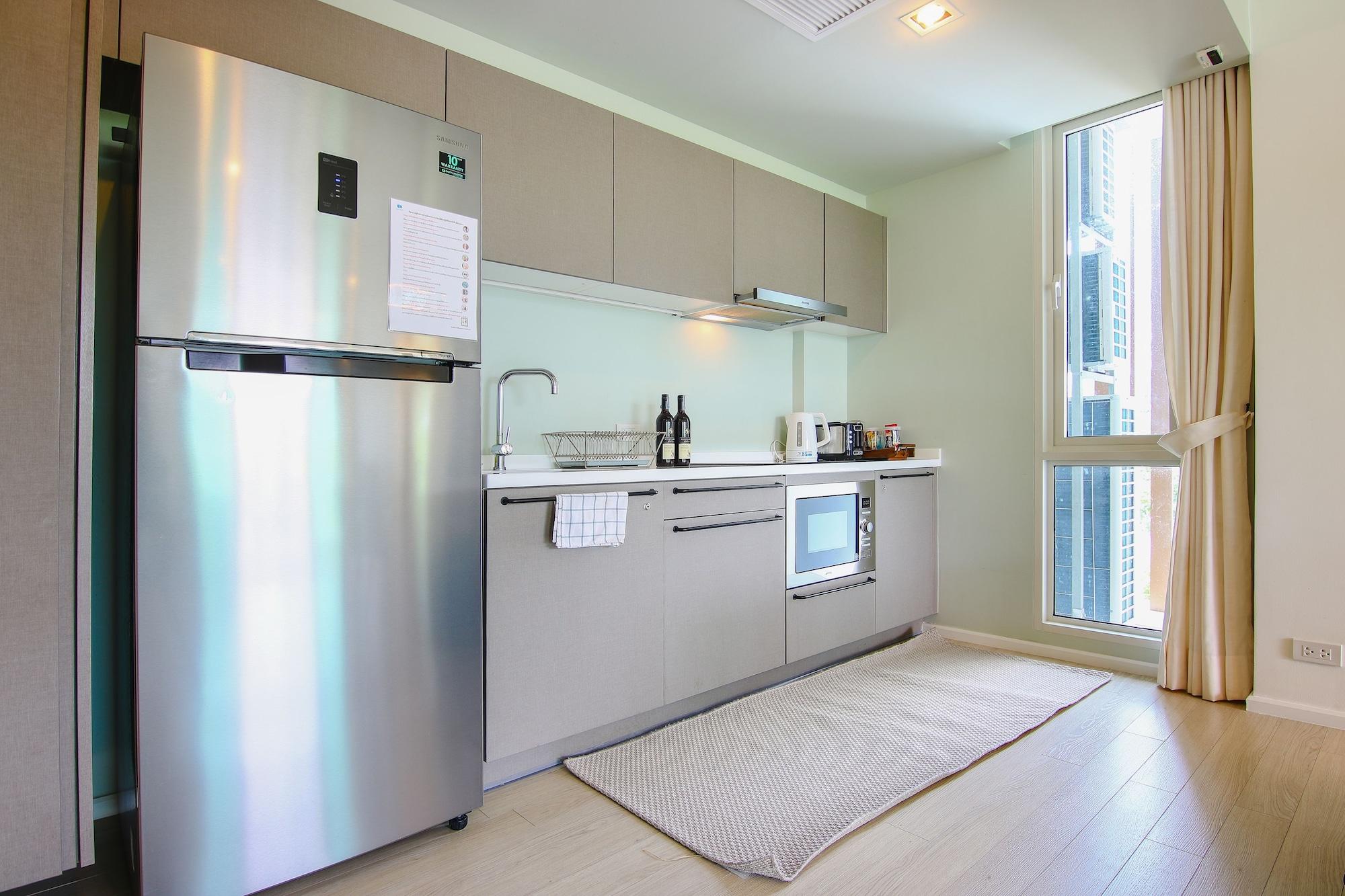 Luxury Beachfront By Ml Apartment Hua Hin