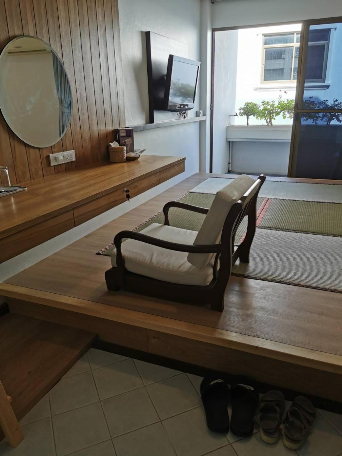 Hotel Baanbusarin 2*