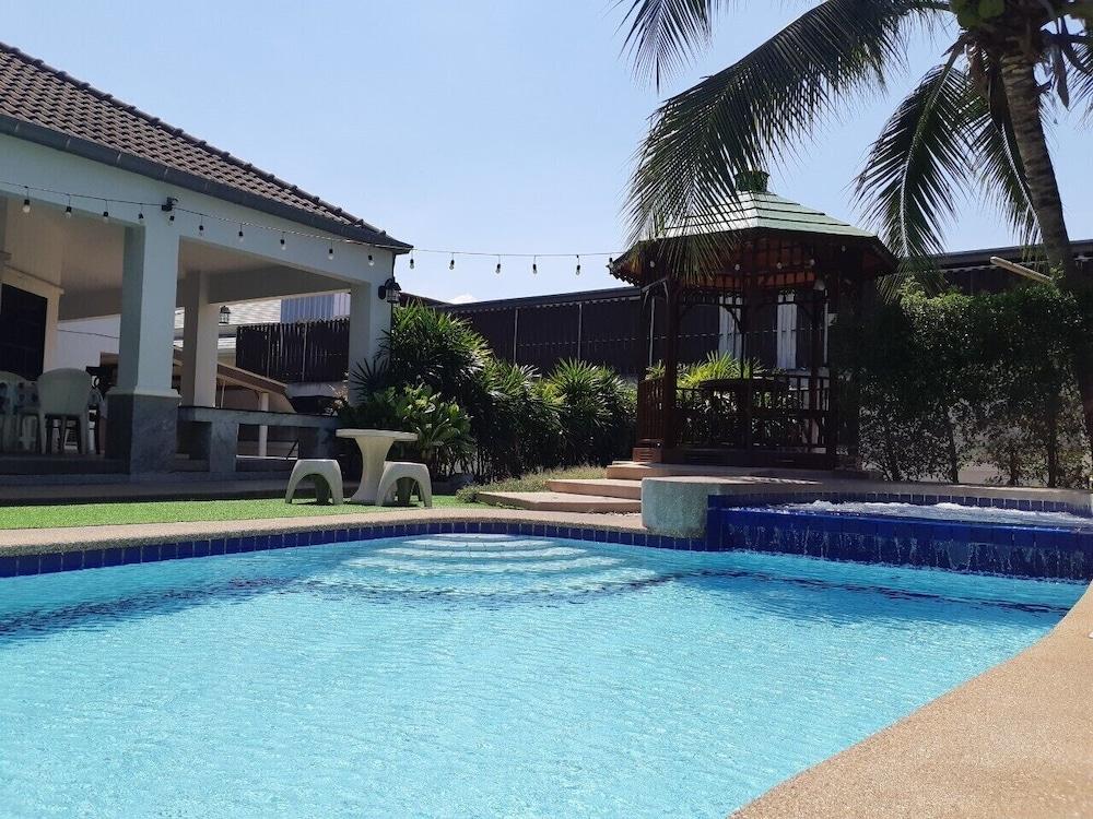 Baan Sudrak Pool Villa *