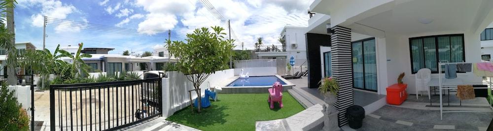 @chain Pool Villa *