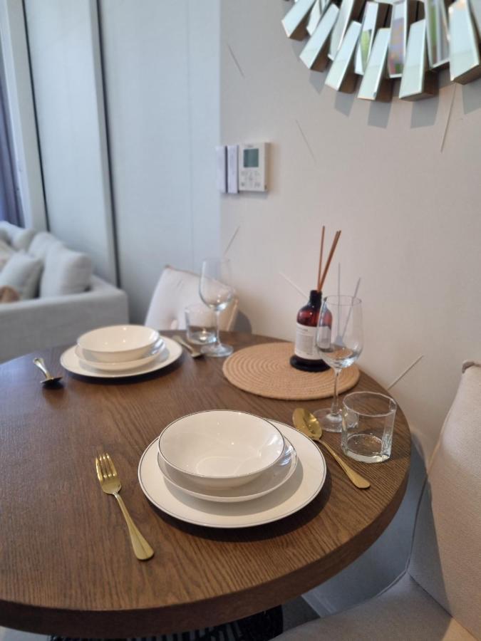 Veranda 1br Beachfront Apartment Hua Hin