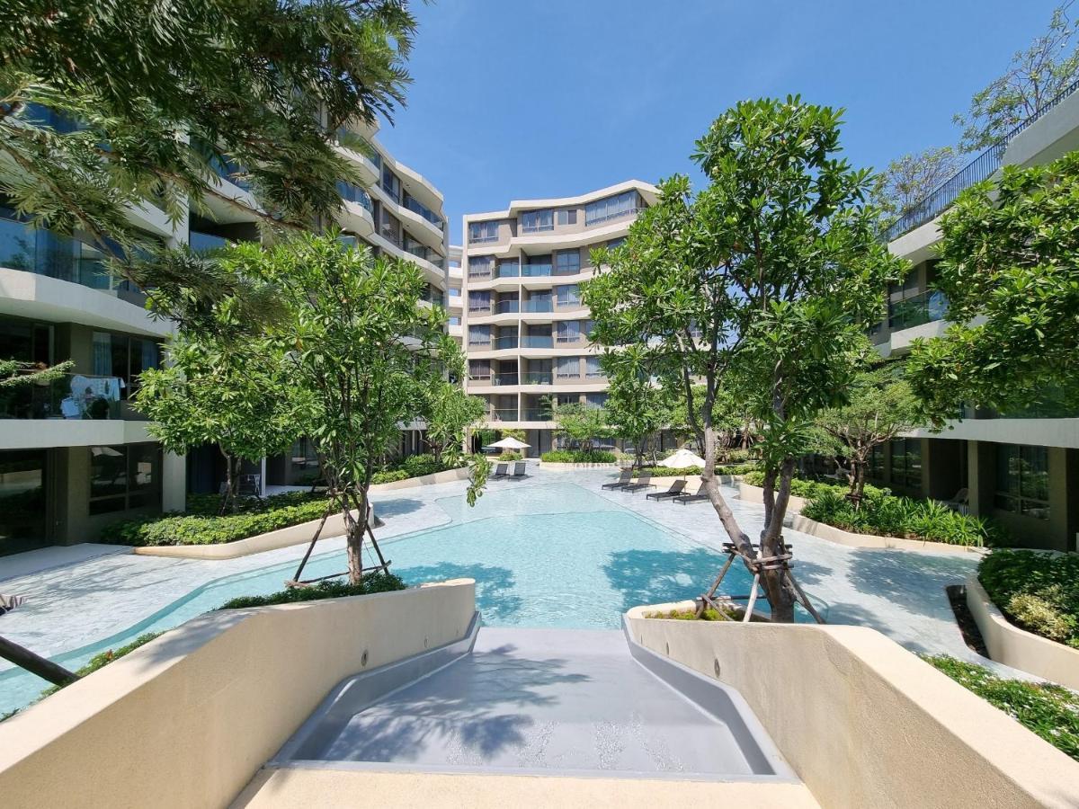 Veranda 1br Beachfront