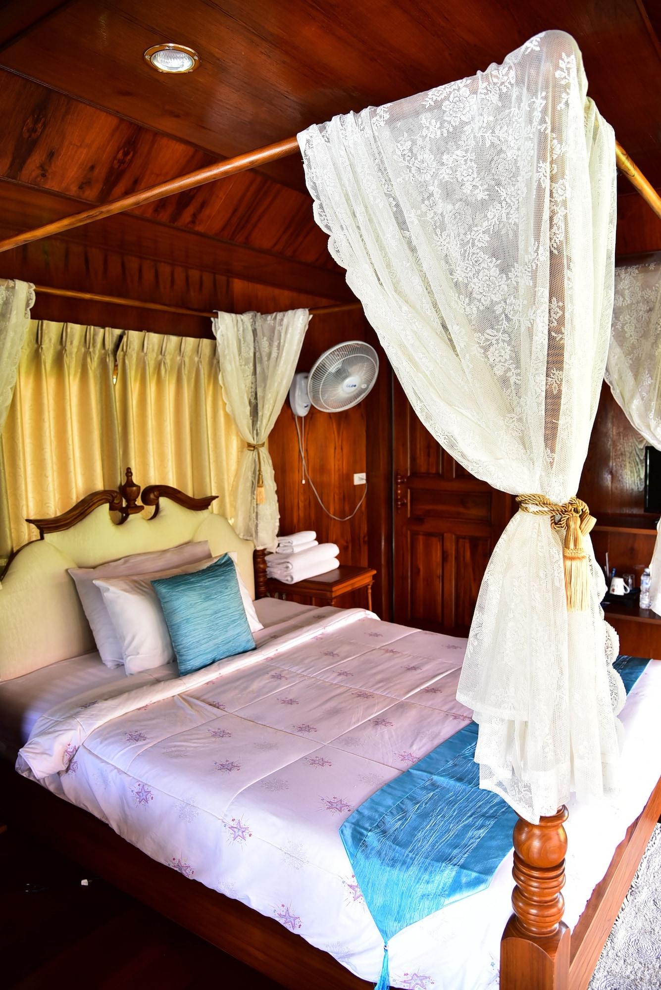 Thai House 3*