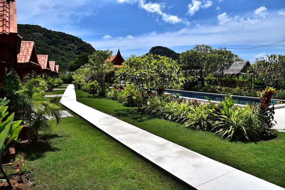 Resort Thai House