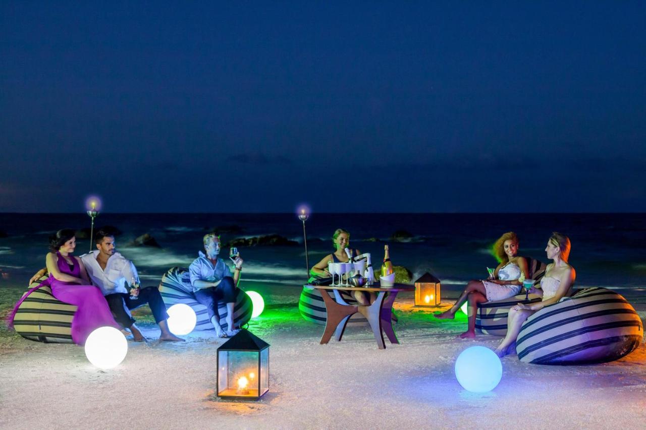 Centara Grand Beach &