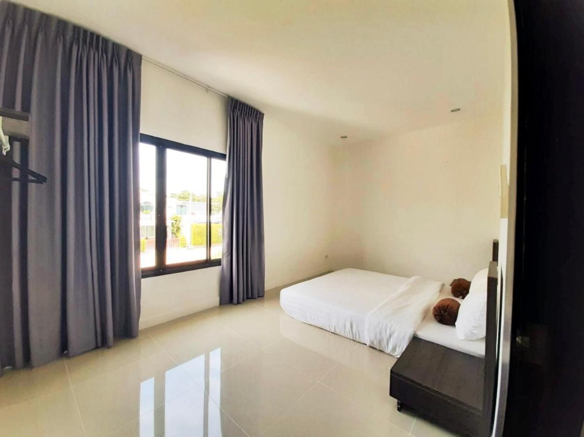 บ้านสไลเดอร์ พูลวิลล่า 4 ห้องนอน ปาร์ตี้ดังได้ * Hua Hin