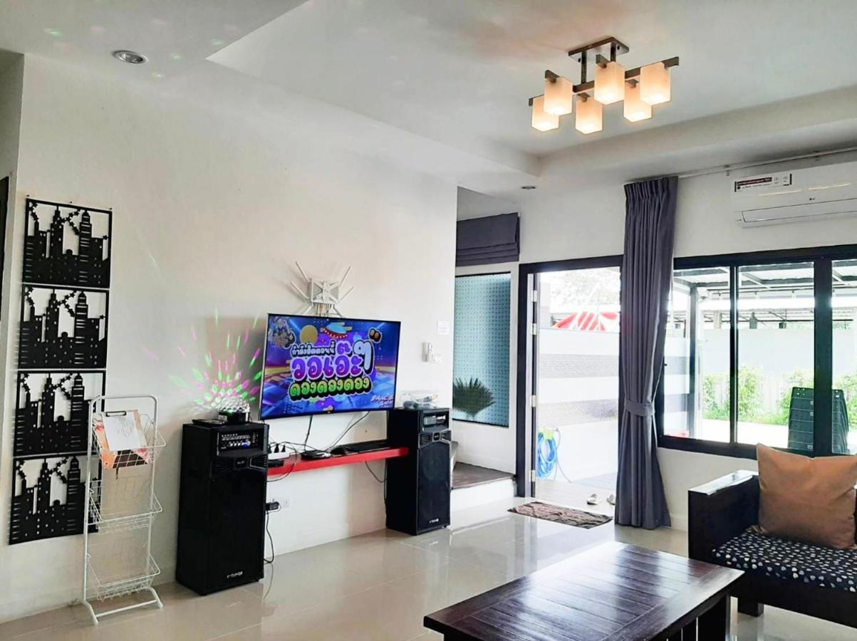 บ้านสไลเดอร์ พูลวิลล่า 4 ห้องนอน ปาร์ตี้ดังได้ * Hua Hin