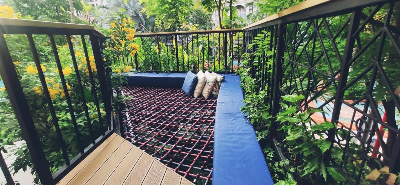 Lahabana Huahin: Location, 3-minute Walk To Hua Hin