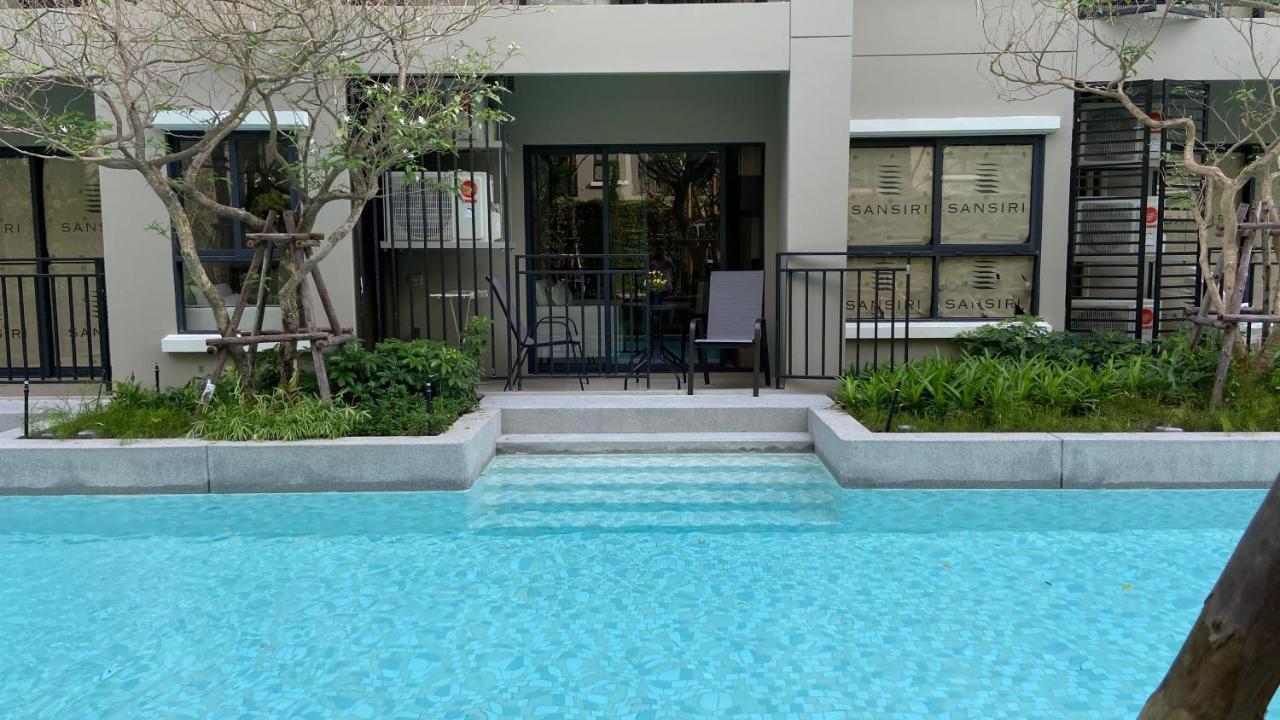 Aparthotel La Casita Pool Access