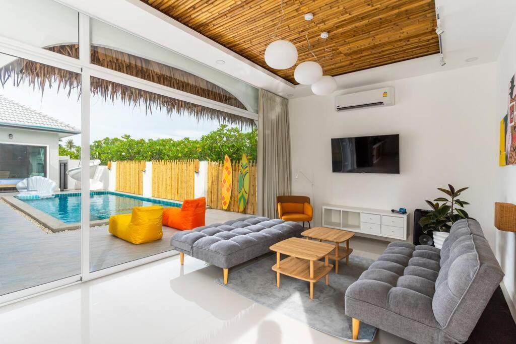 Huahin◆paimai Poolvilla◆4br◆karaoke By น้องมังคุด *