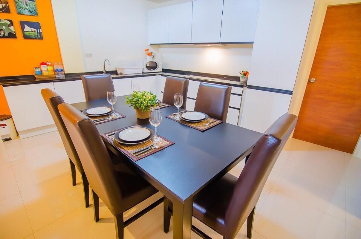 Baan Lao 3 Bedroom Town House Near The Sea
