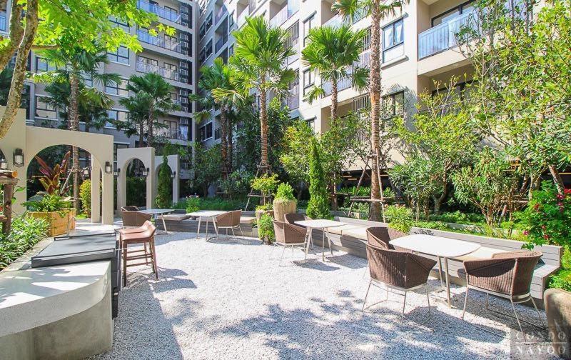 Aparthotel La Casita Pool Access