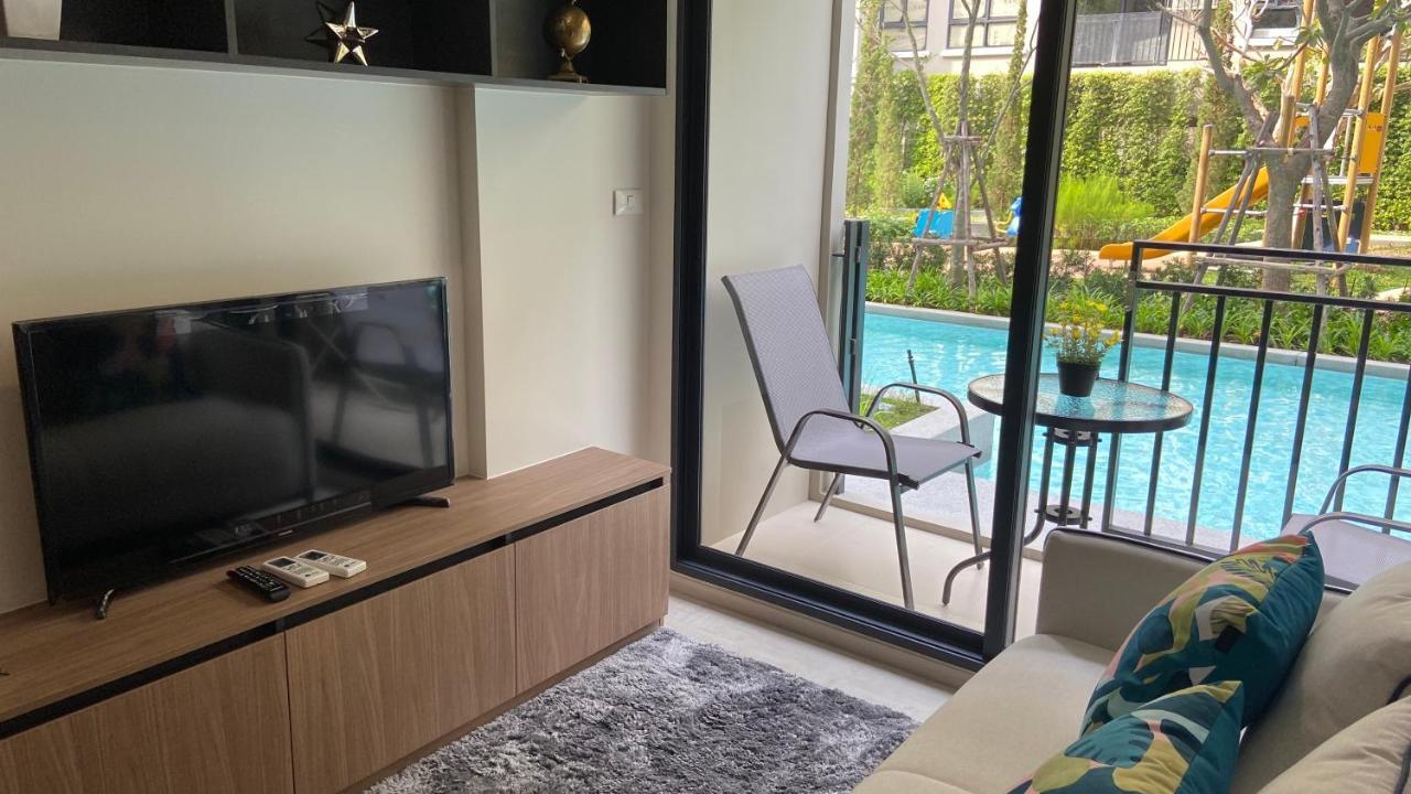 Aparthotel La Casita Pool Access