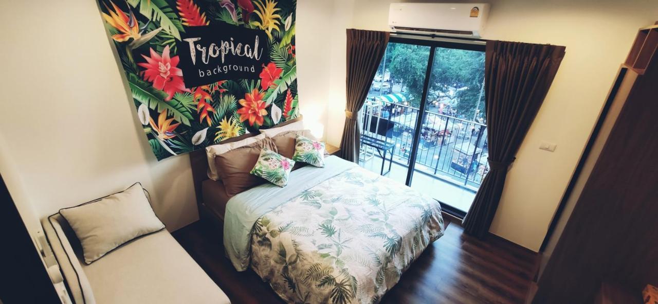 Lahabana Huahin: Location, 3-minute Walk To *