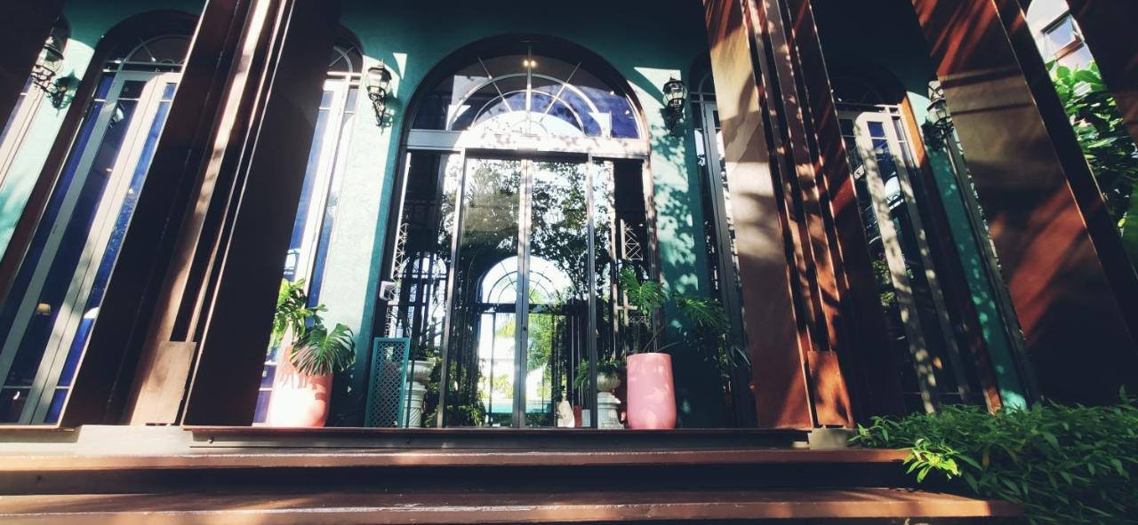 Lahabana Huahin: Location, 3-minute Walk To Hua Hin