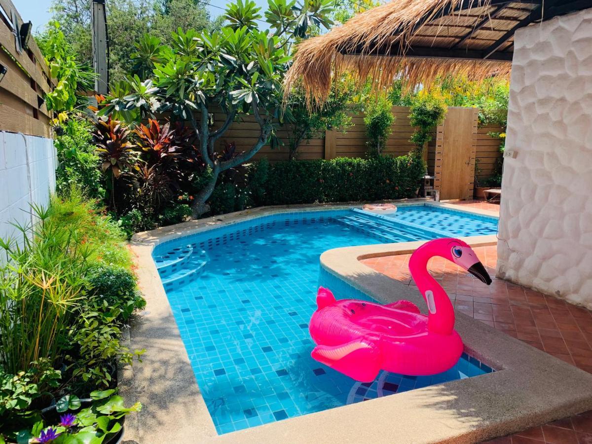 Btc Boutique Private Pool บ้านทะเลจีน บูติค 4*