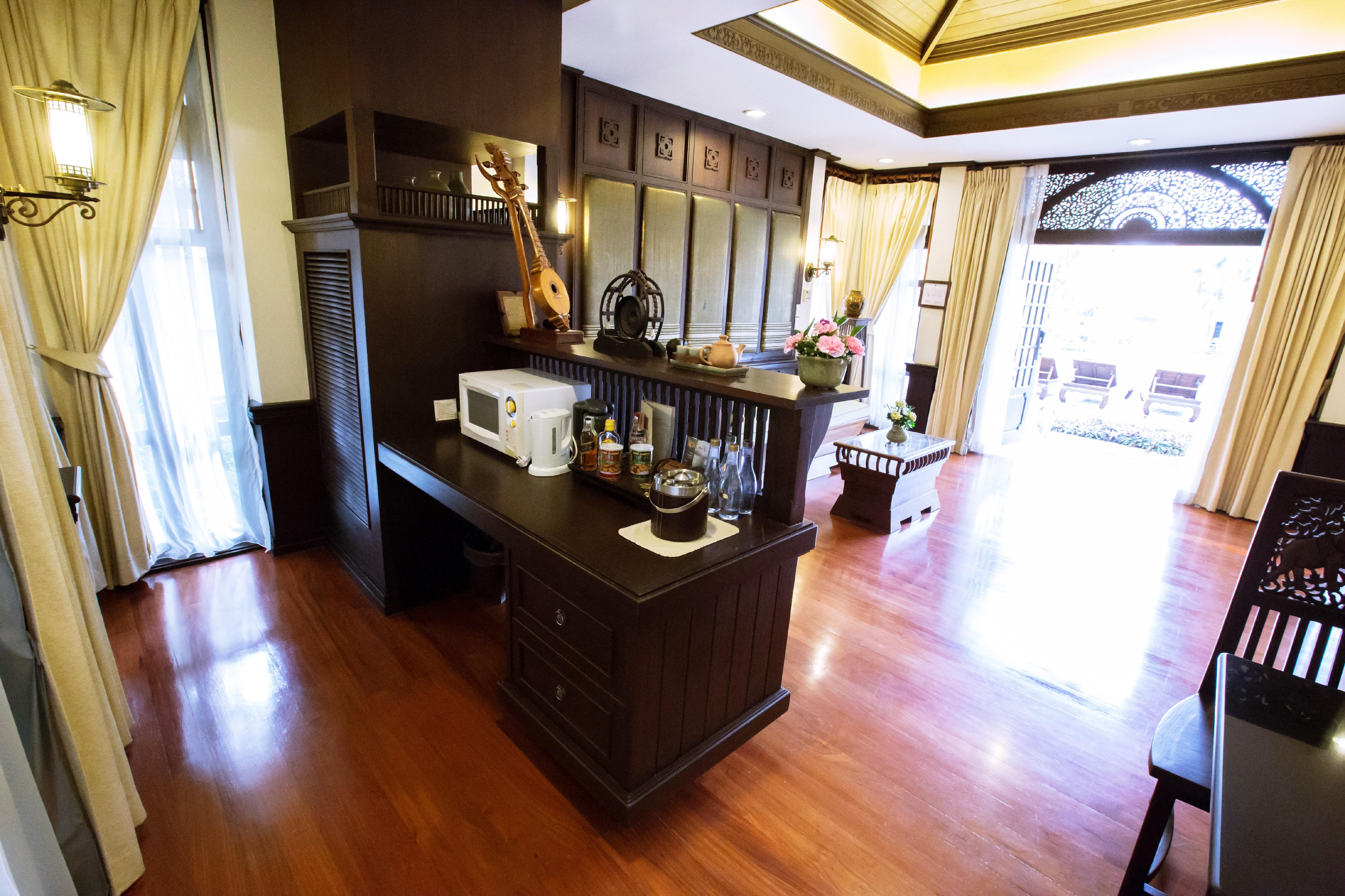 Wora Bura & 5* Hua Hin