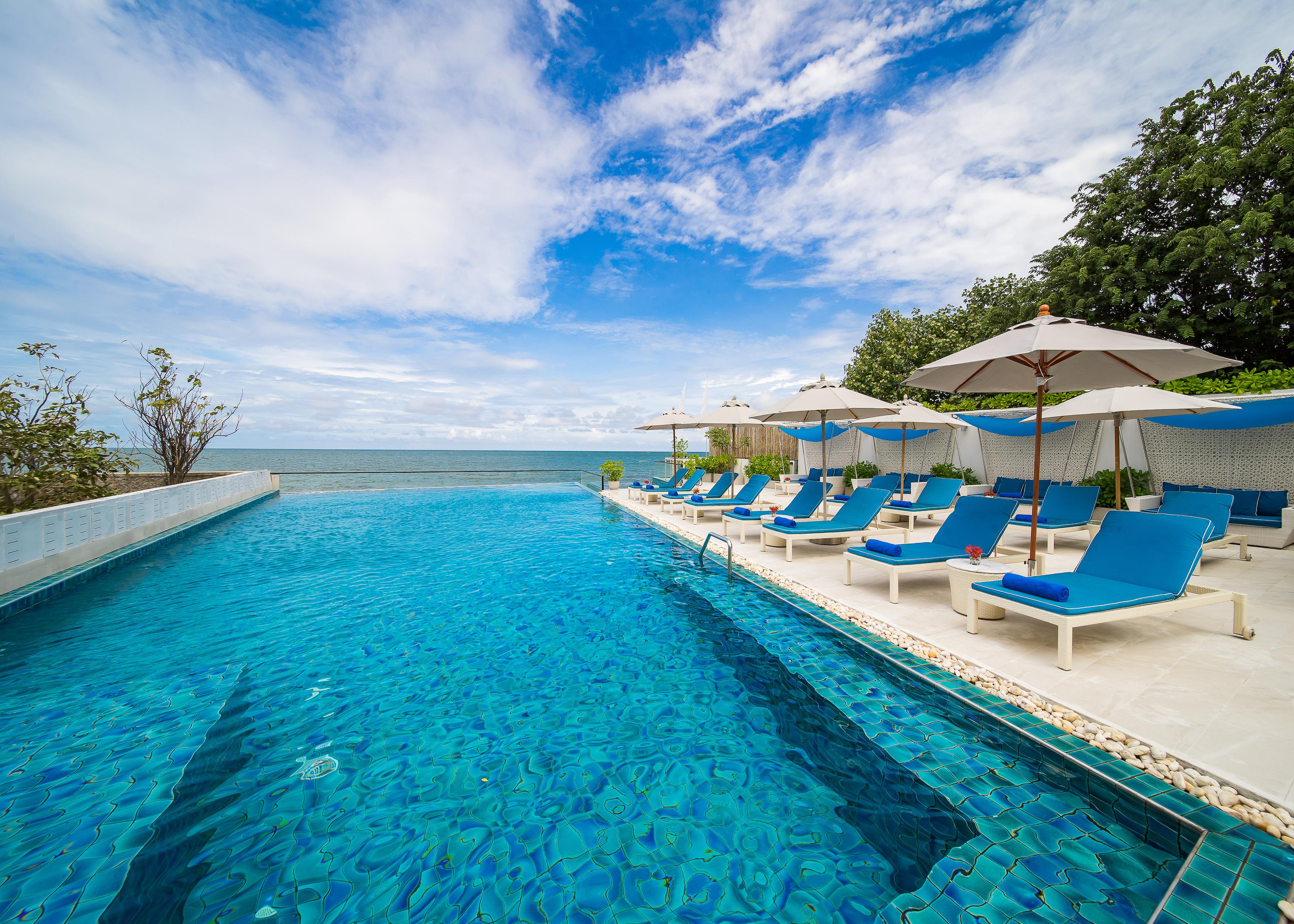 The Rock Beachfront Resort