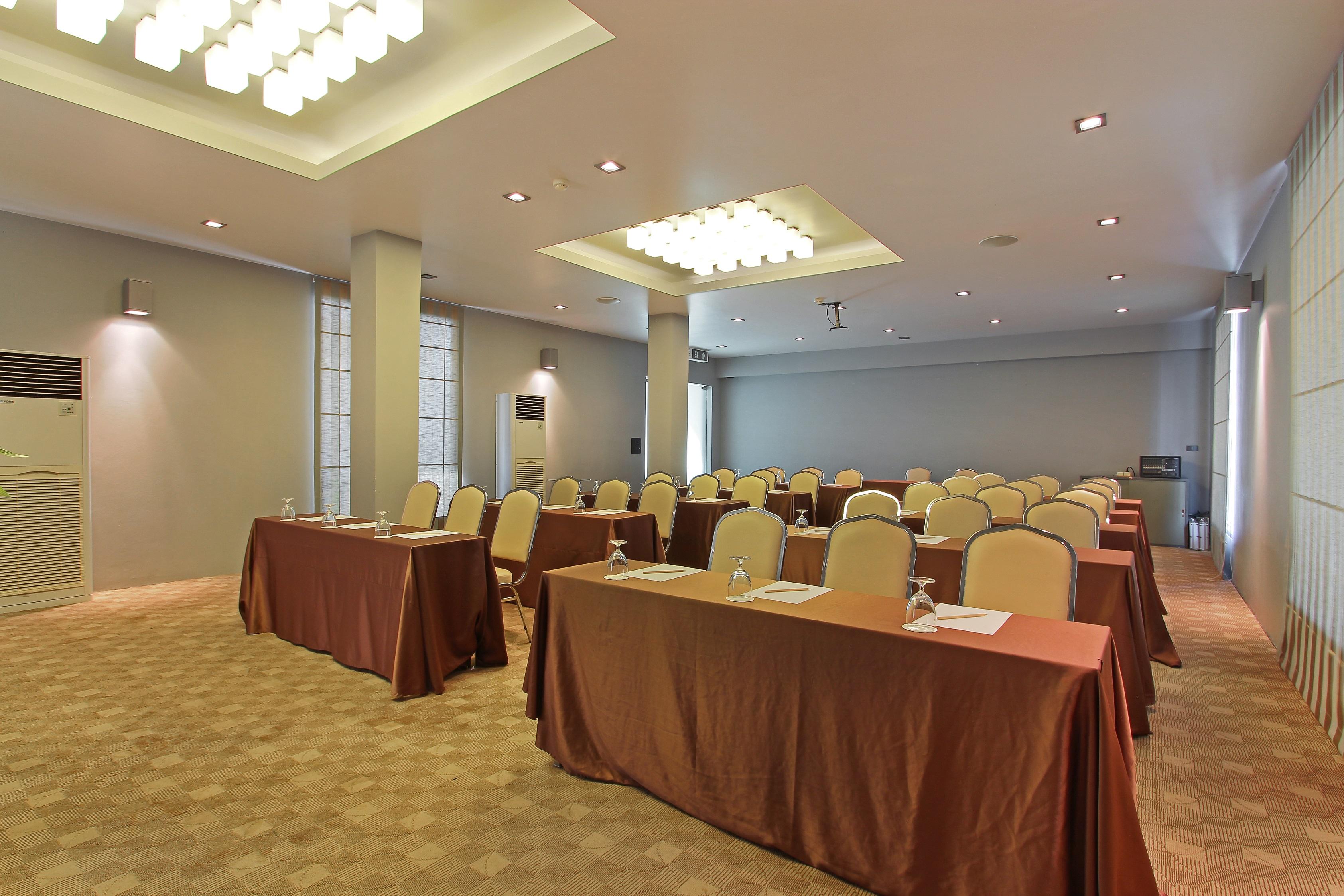 Hotel The Serenity 4*