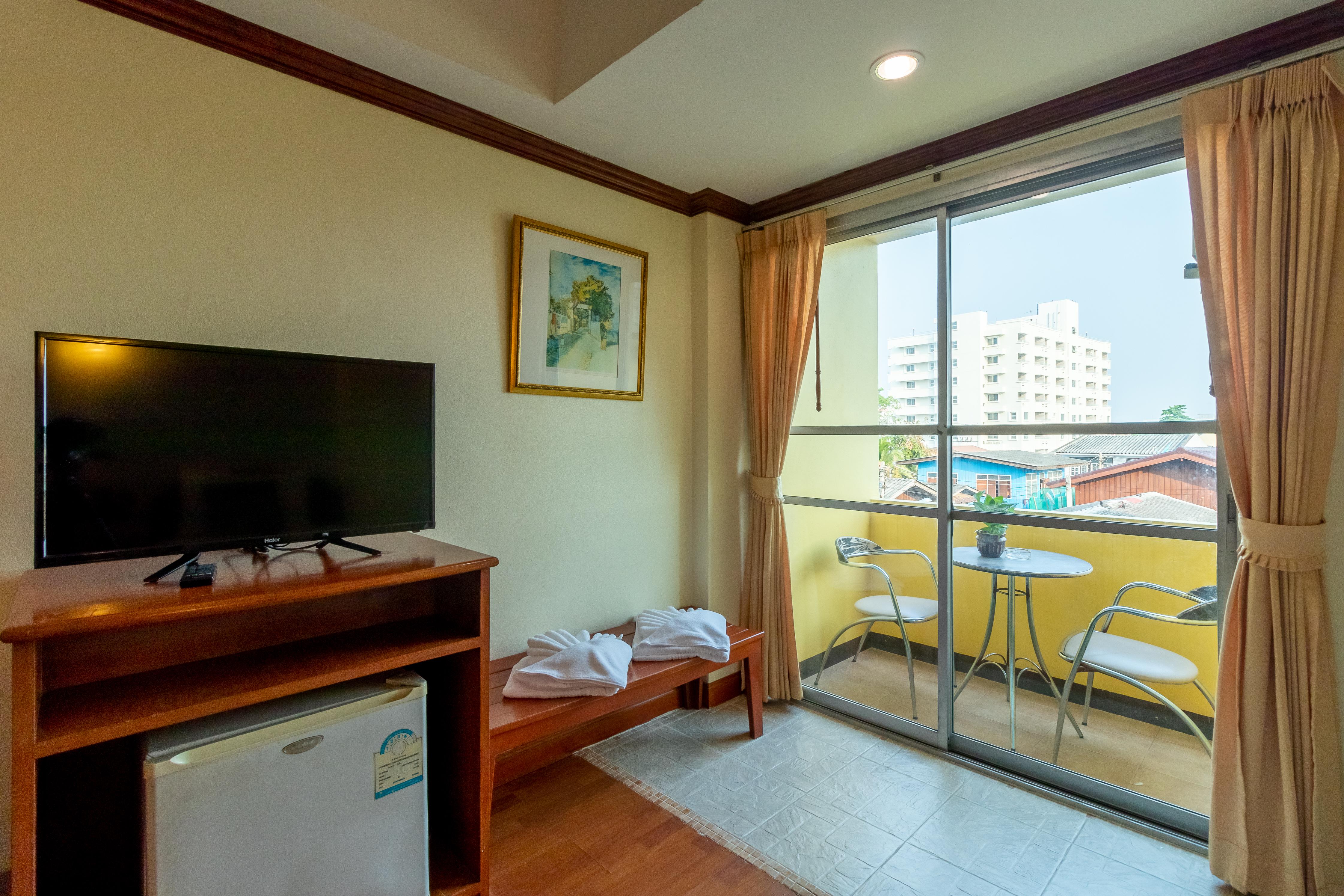 Hotel Chomsin ชมสินธุ์