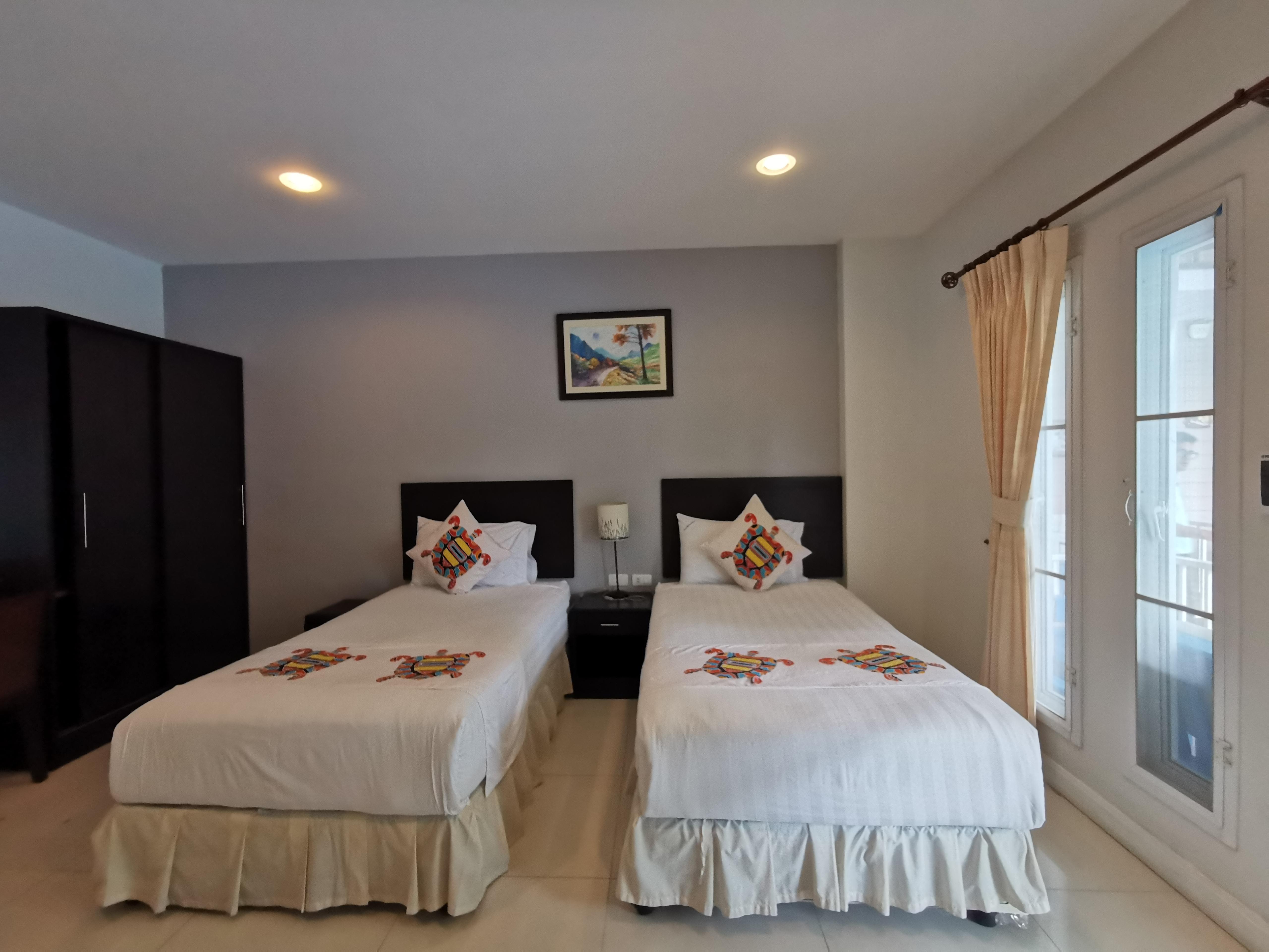 Baan Rabiang Talay Hotel