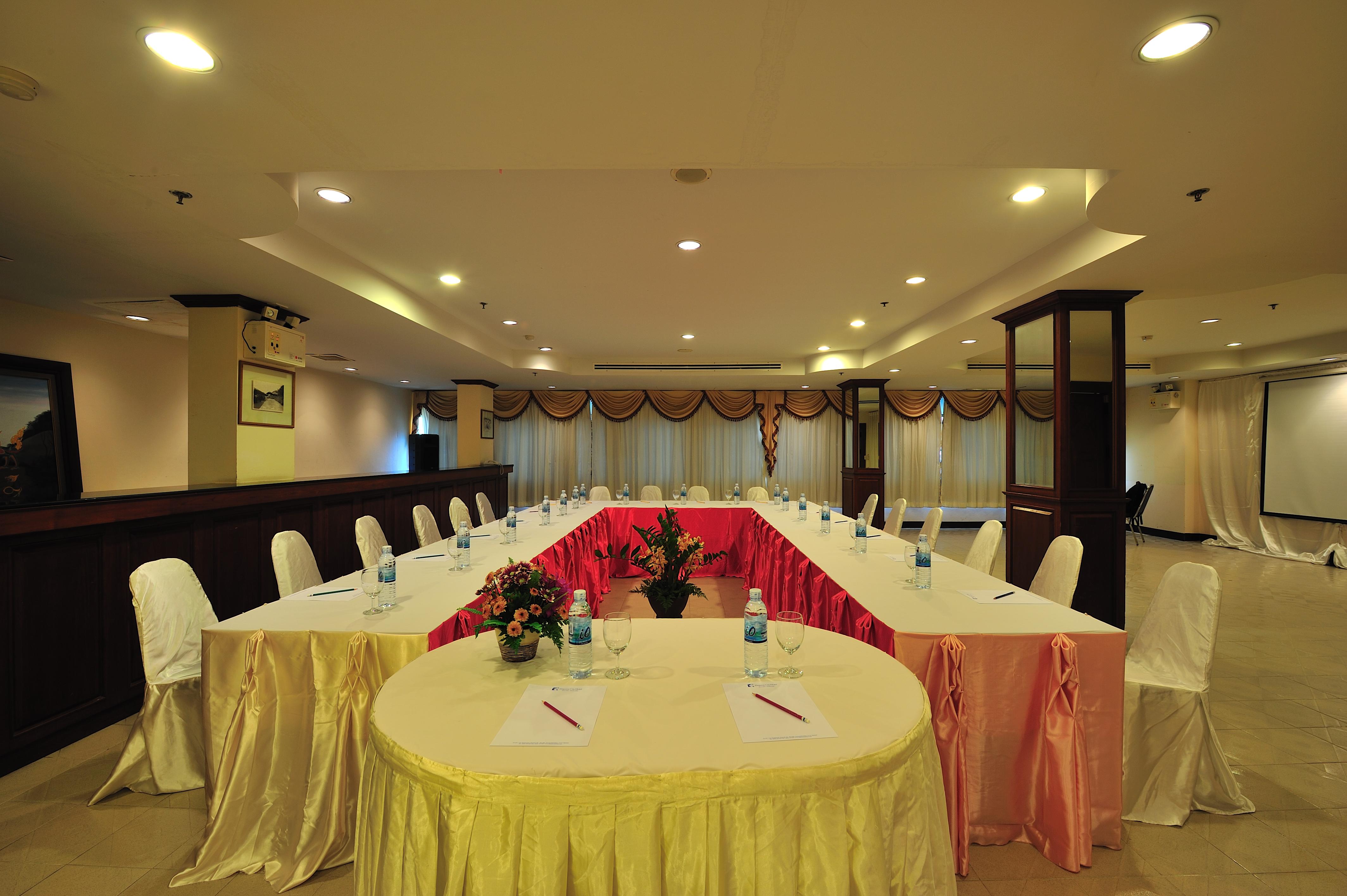 Thipurai Hotel