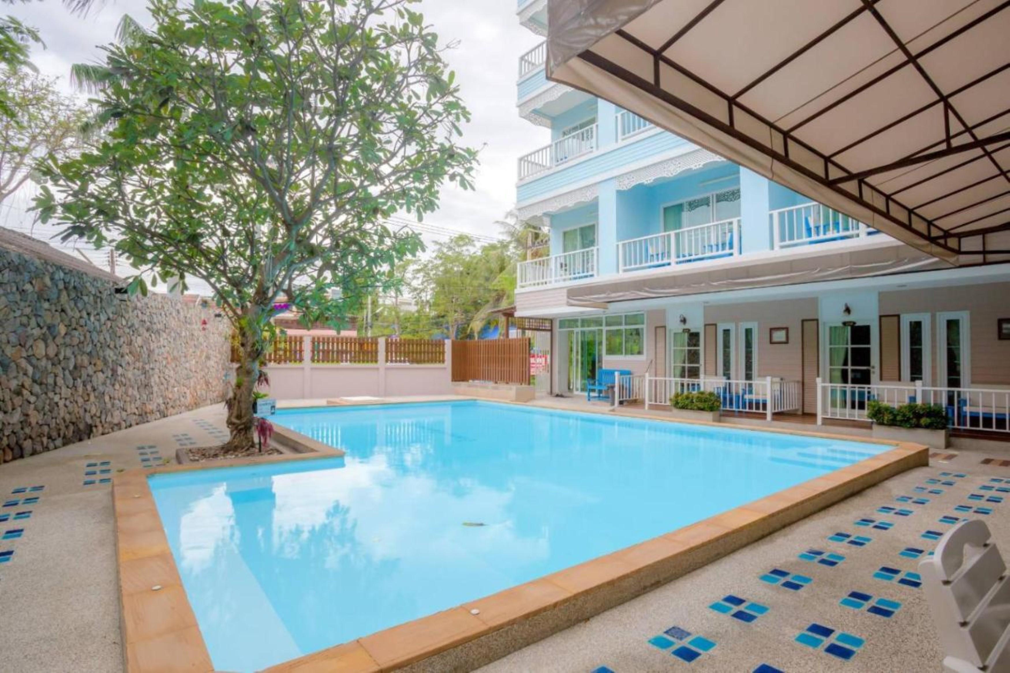 Baan Rabiang Talay Hotel 3*