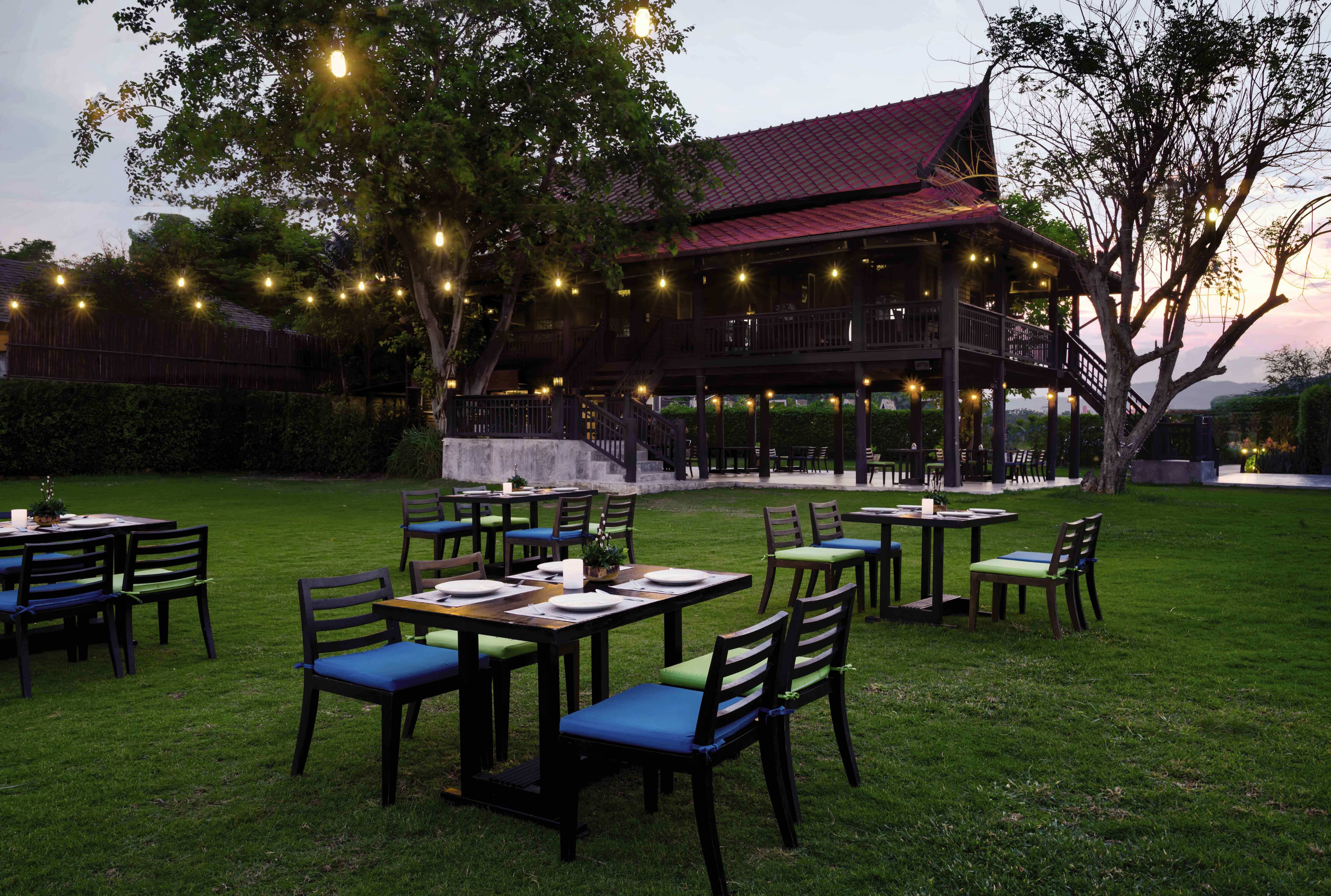 Moevenpick Asara & 5*