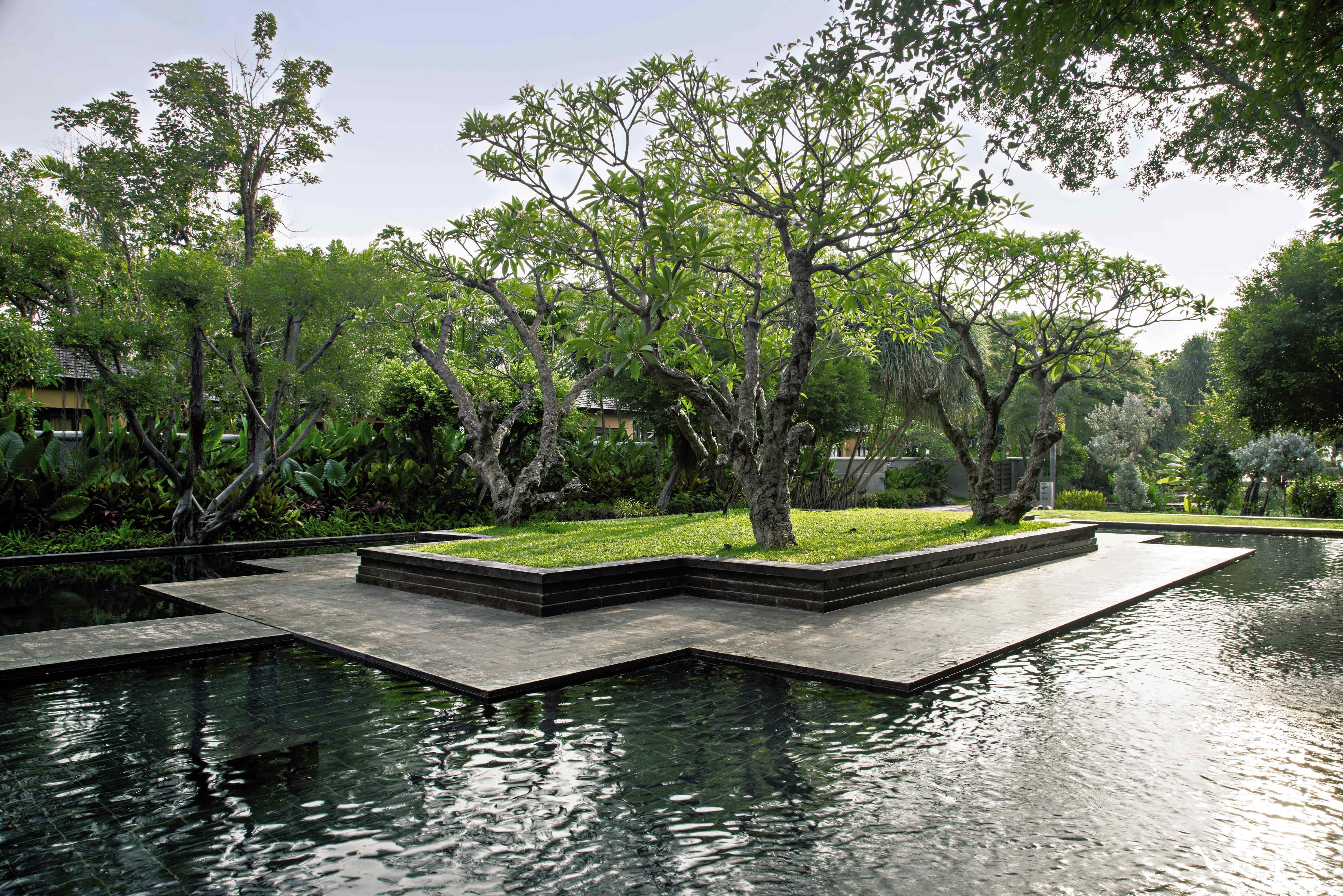 Moevenpick Asara & Resort 5*