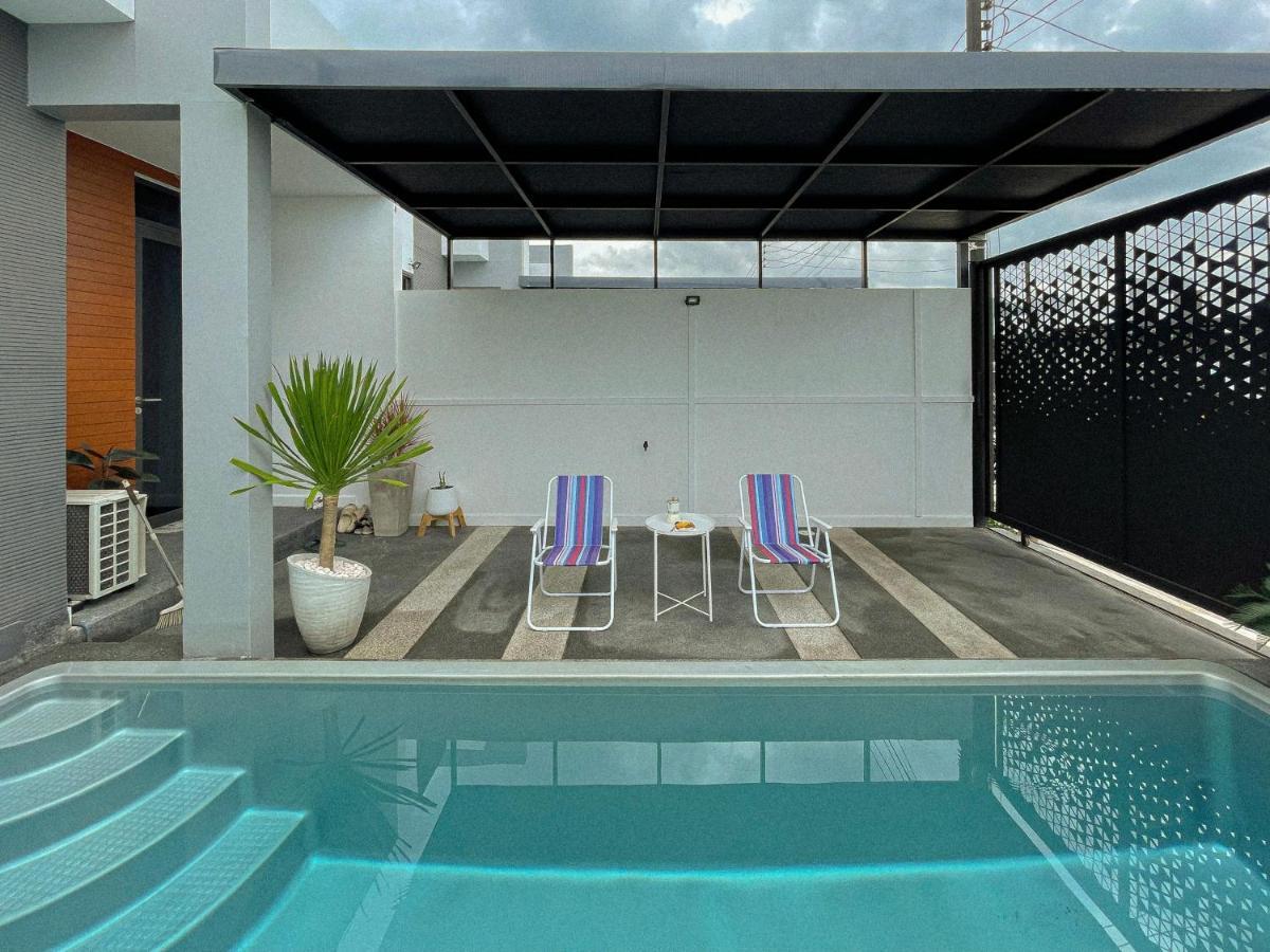 Villa Sunny Afternoon Pool ~ Hua-hin *