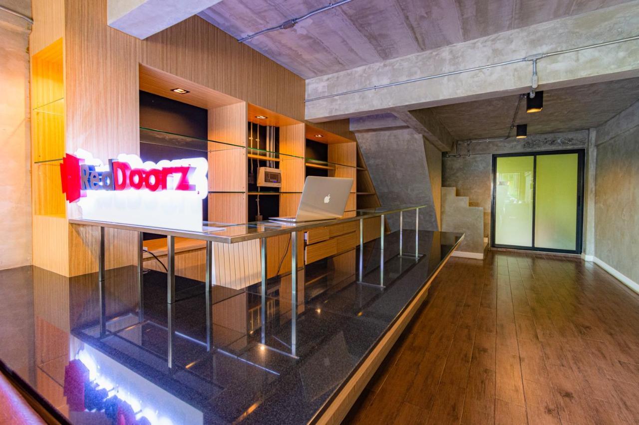 Reddoorz @ Dj 23