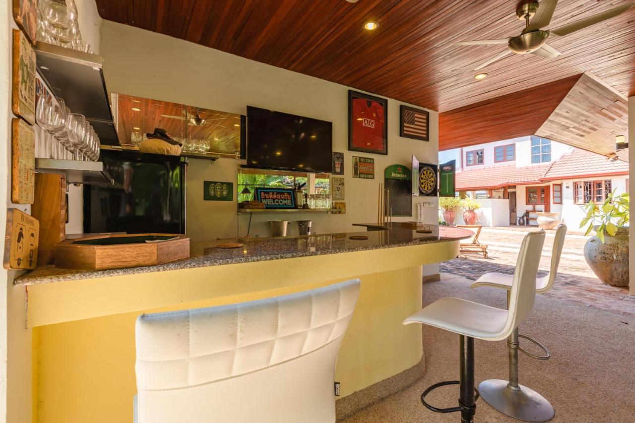 Tropical 6 Bedroom Sanctuary Holiday home