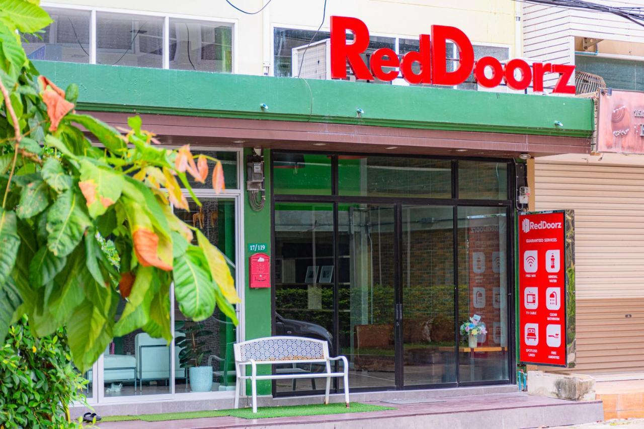 Reddoorz @ Dj 23
