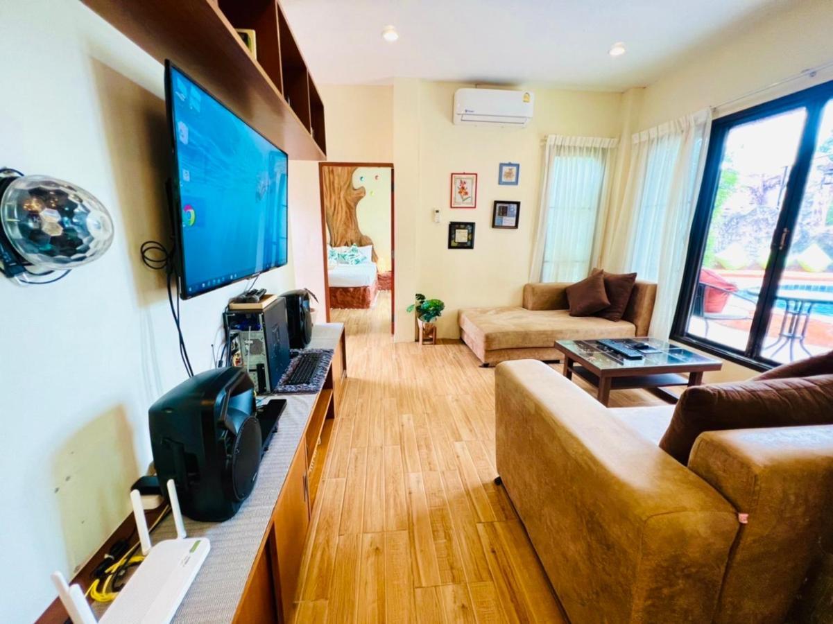 Baan I-dao Poolvilla Villa *