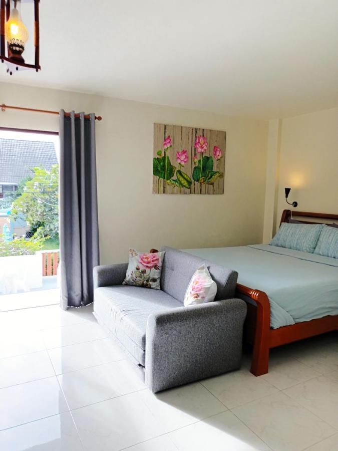 Ploy Homestay *