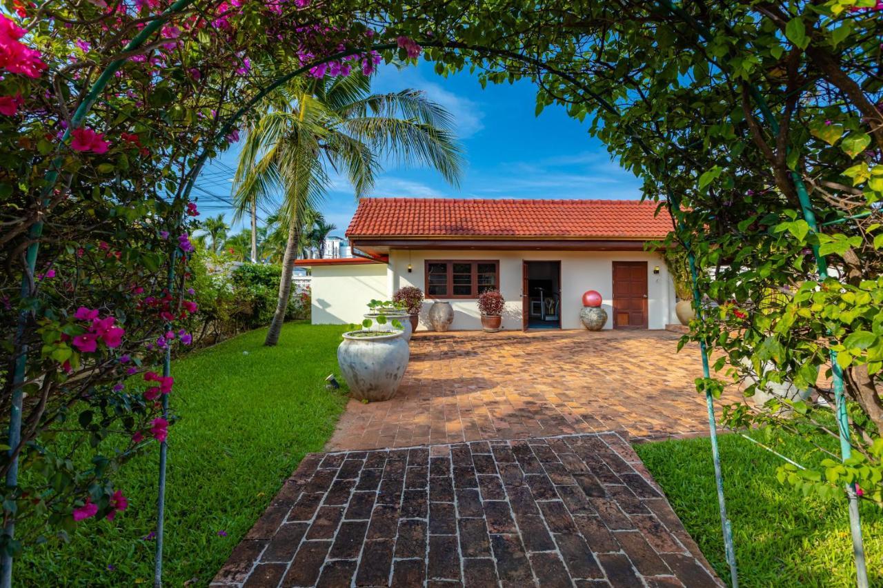 Holiday home Tropical 6 Bedroom Sanctuary