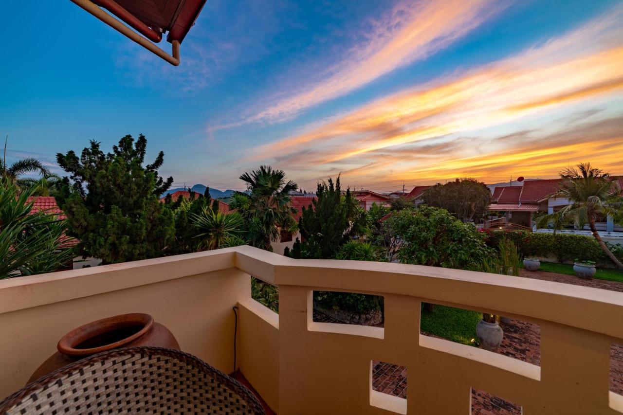 Tropical 6 Bedroom Sanctuary *