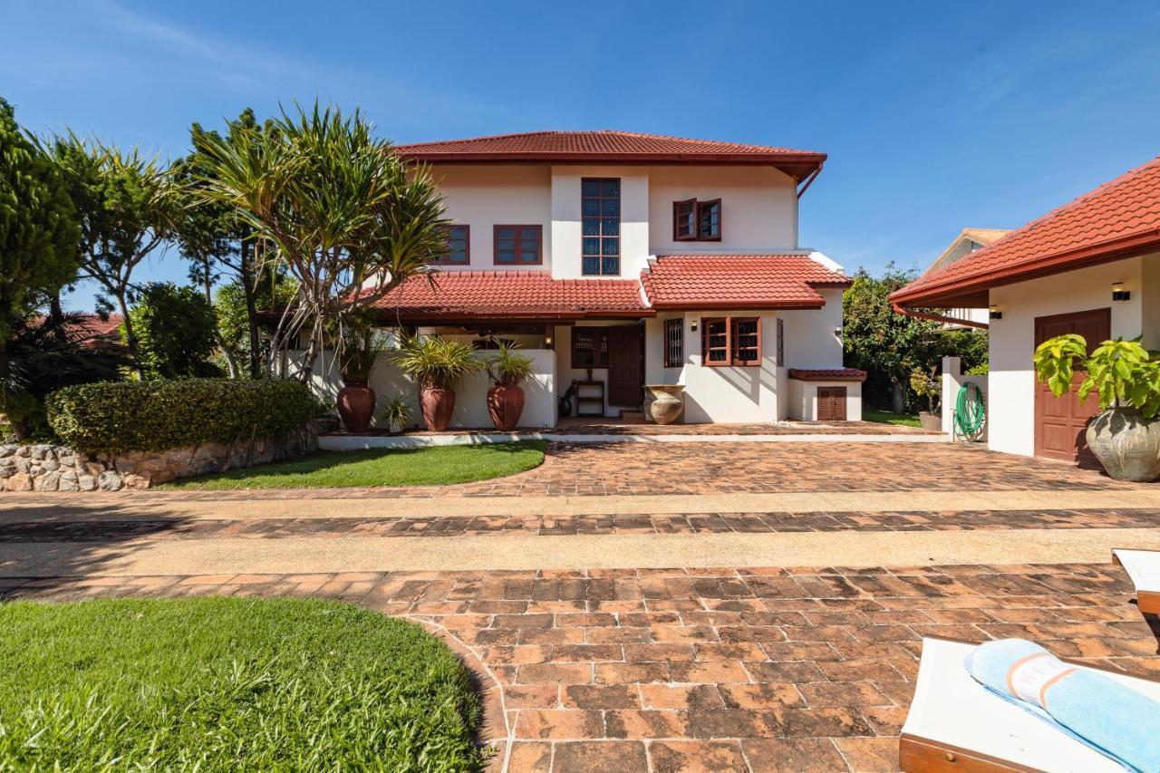 Tropical 6 Bedroom Sanctuary