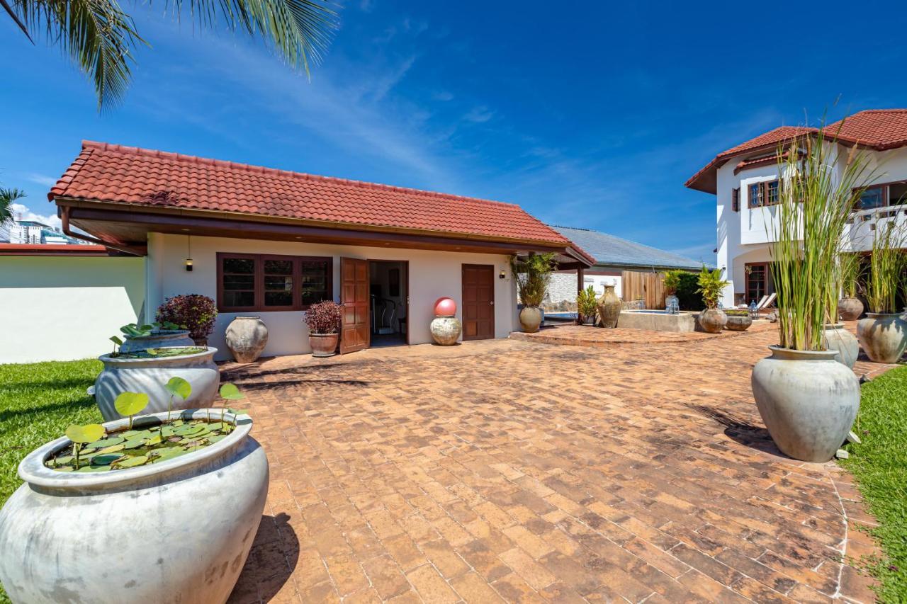 Tropical 6 Bedroom Sanctuary *
