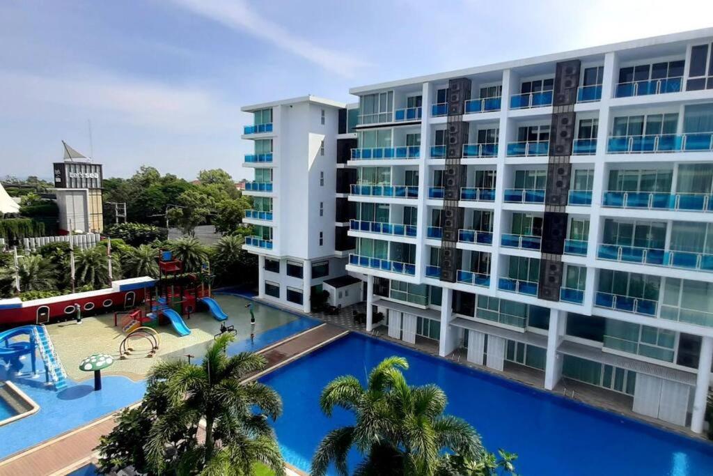 Light, Airy, Pool Views 2 Bed 2 Bath, Free Wifi, Elect * Hua Hin