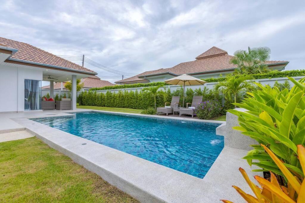 Holiday home Private 3 Bedroom Pool Ms22