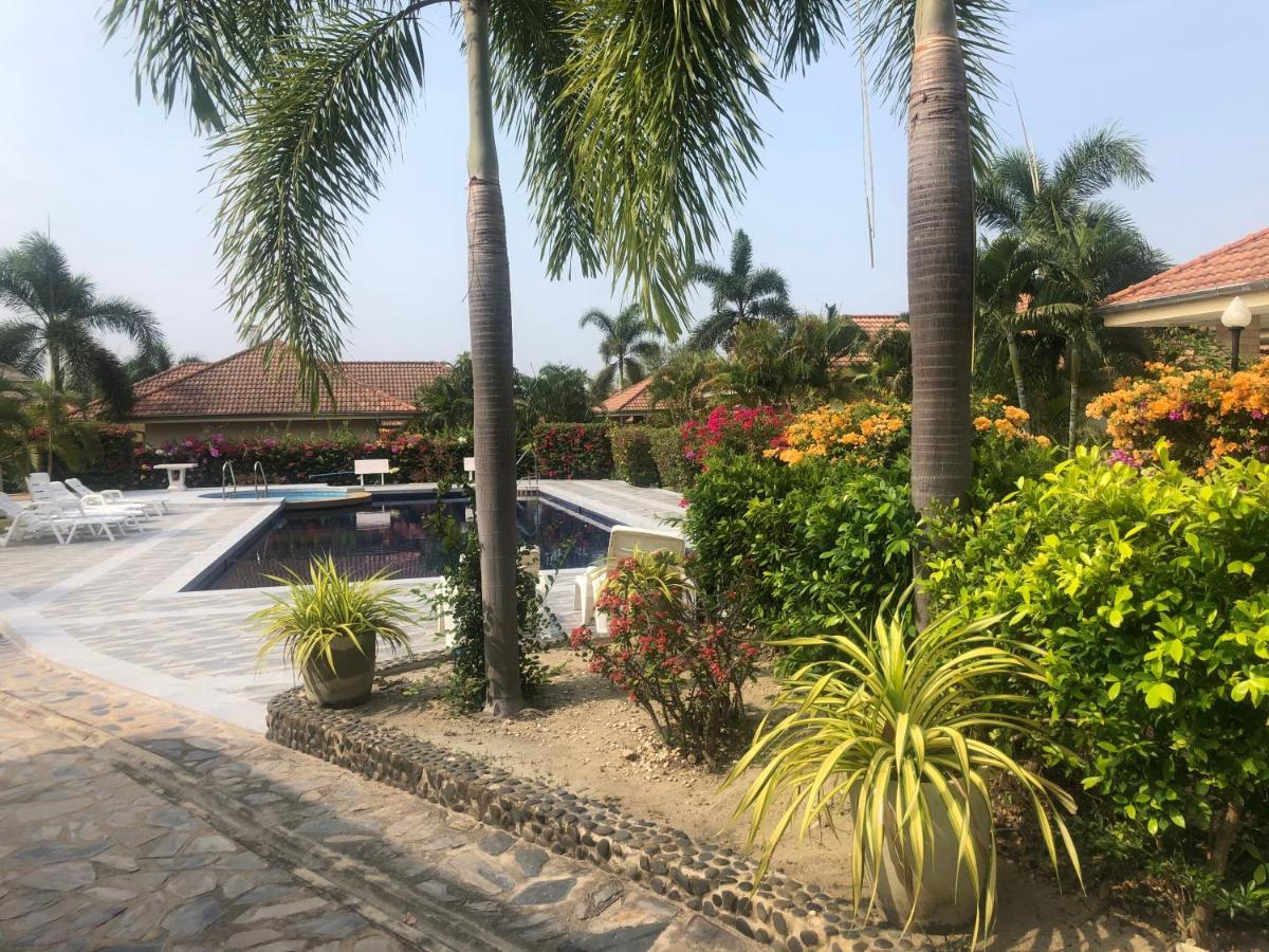Hua Hin *