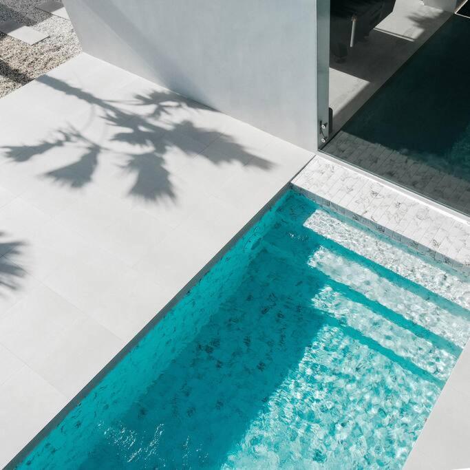 Villa Pool