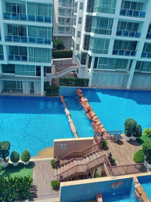 Light, Airy, Pool Views 2 Bed 2 Bath, Free Wifi, Elect Apartment Hua Hin