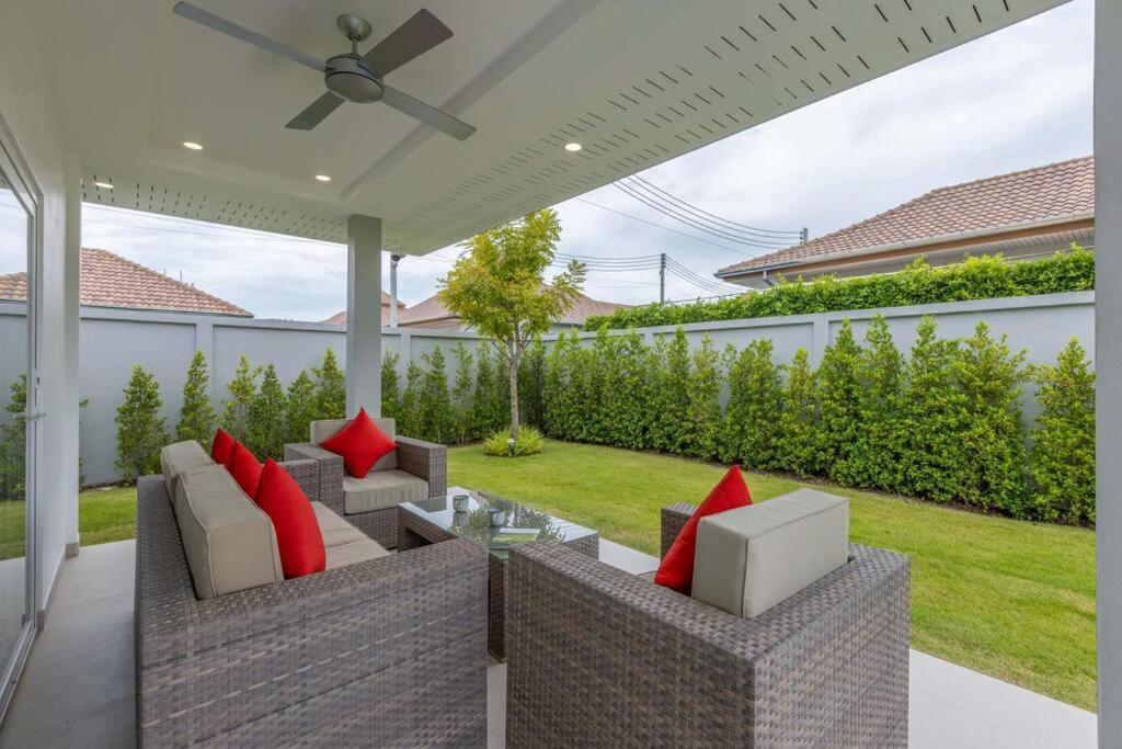 Private 3 Bedroom Pool Ms22 Holiday home *