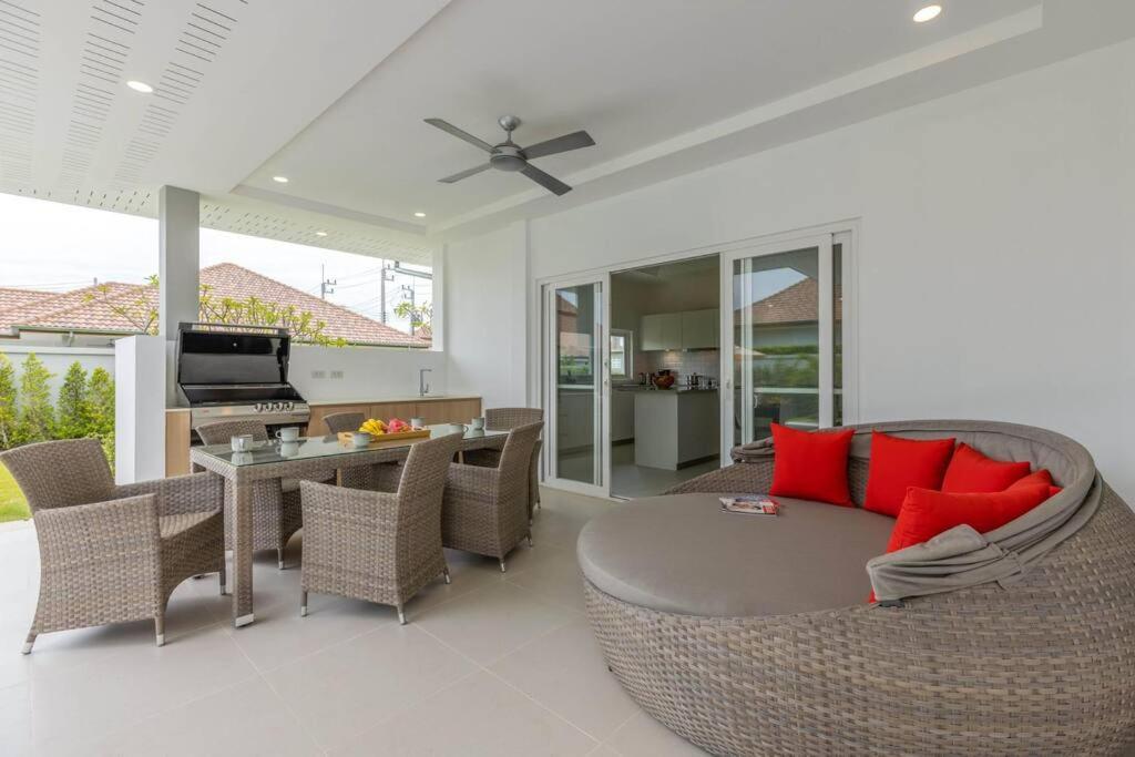 Holiday home Private 3 Bedroom Pool Ms22