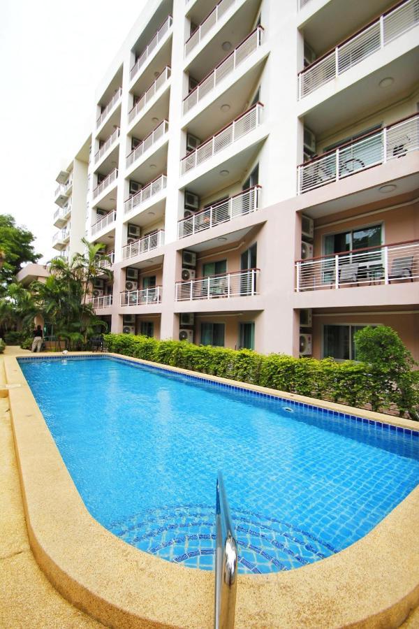 Flame Tree , Center & Close To Cozy Hua Hin