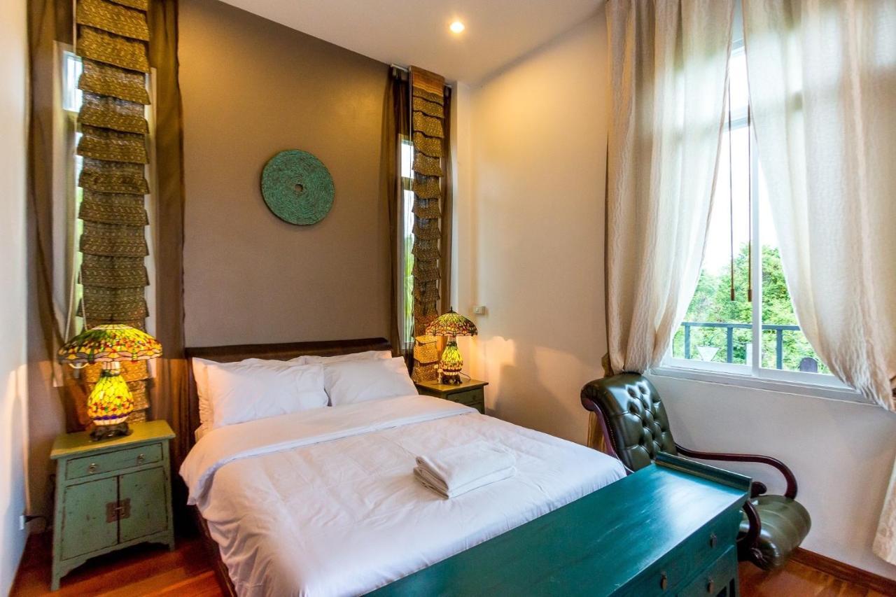 Villa The Secret In The Heart Of *