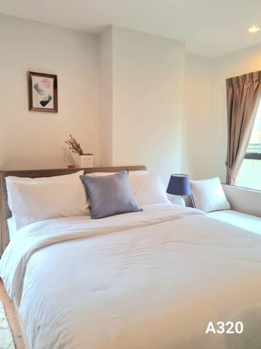 1 Bedroom Pool View Near Beach, Cicada Apartment *