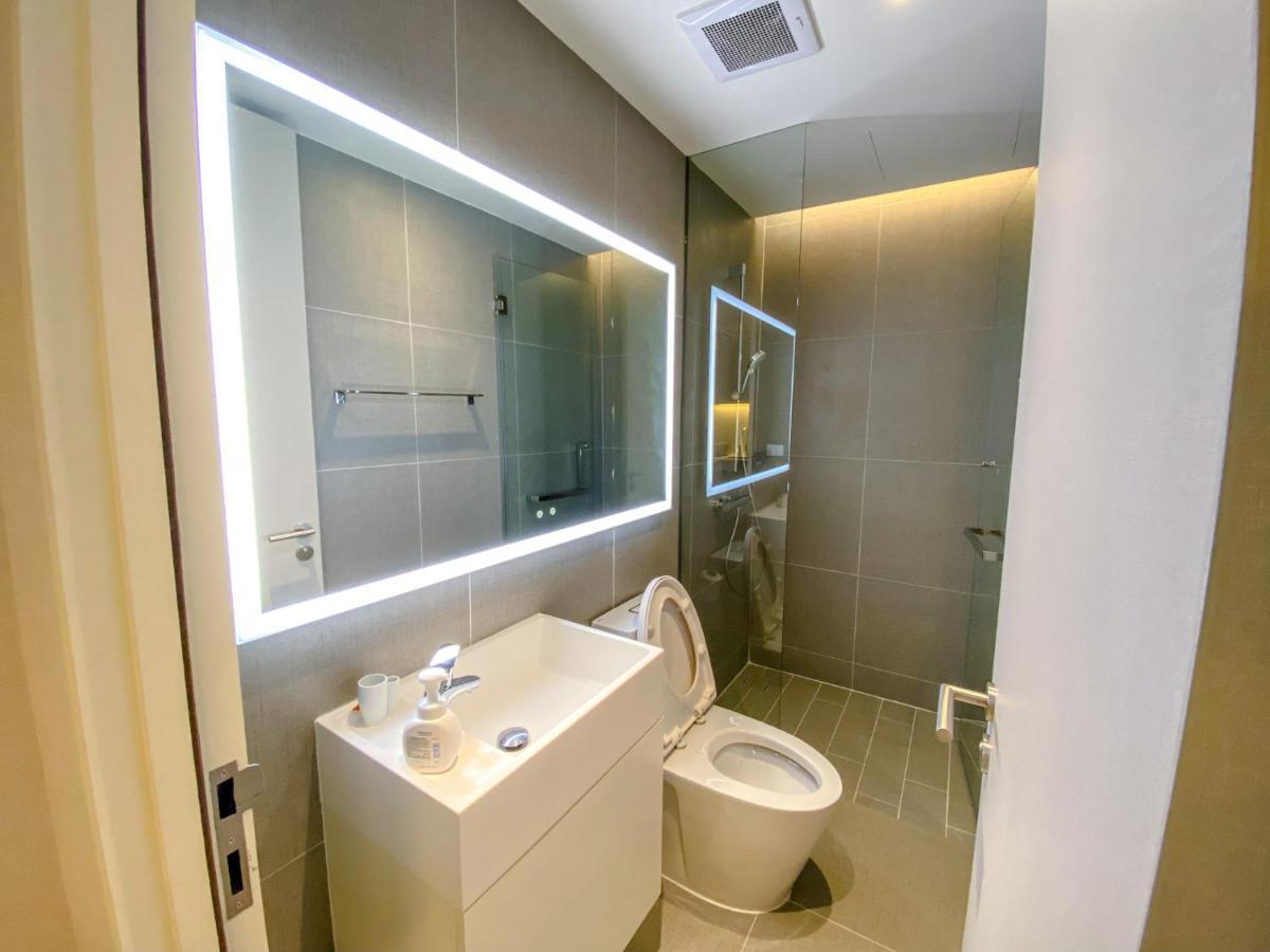 Veranda Pool Access 2br Family Apartment